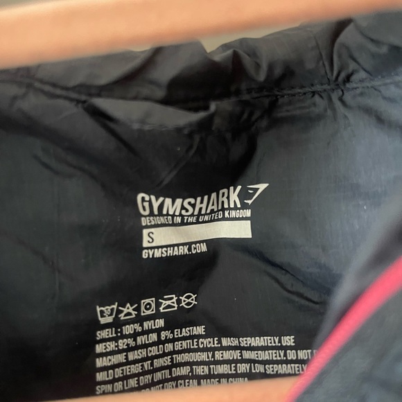 Gymshark signature raincoat - Picture 4 of 5